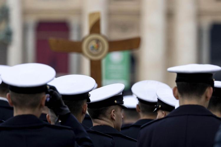 Mons. Olivera peregrinó a Roma para el Jubileo de las Fuerzas Armadas Mons. Olivera peregrinó a Roma para el Jubileo de las Fuerzas Armadas