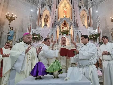 Mons. Salaberry: 'Nos envía como mensajeros de esperanza'
