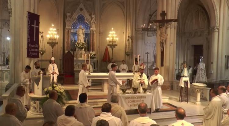 Mons. Scheinig, al clero: 'Ser hombres de una sensibilidad y afectividad exquisita' Mons. Scheinig, al clero: 'Ser hombres de una sensibilidad y afectividad exquisita'