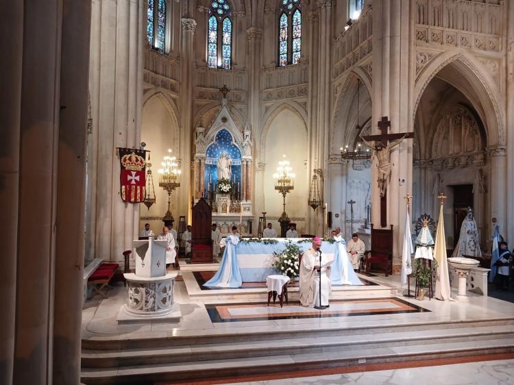 Mons. Scheinig: 'Caminar juntos y hacer historia, para un sentido más pleno de pueblo y patria' Mons. Scheinig: 'Caminar juntos y hacer historia, para un sentido más pleno de pueblo y patria'