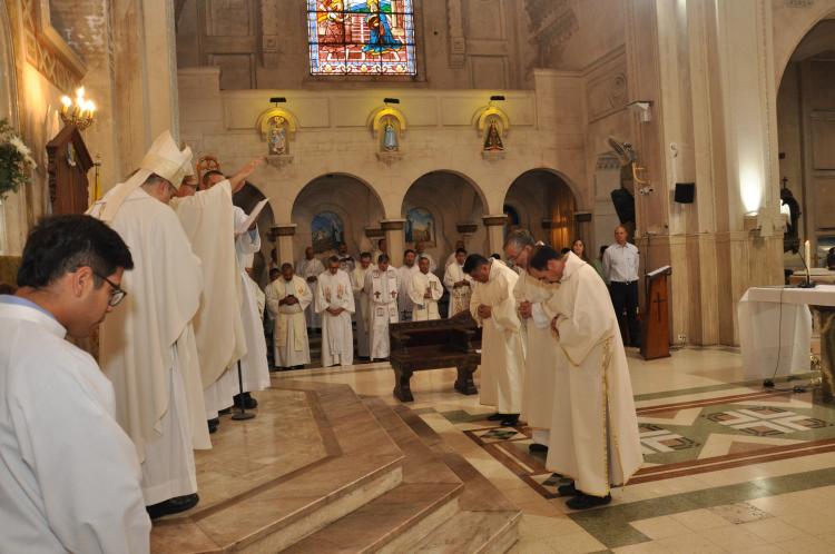 Mons. Tissera ordenó tres nuevos diáconos para la diócesis Mons. Tissera ordenó tres nuevos diáconos para la diócesis