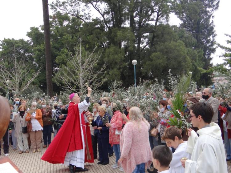 Mons. Torrado Mosconi animó a "seguir los pasos de Jesús" en esta Semana Santa Mons. Torrado Mosconi animó a "seguir los pasos de Jesús" en esta Semana Santa