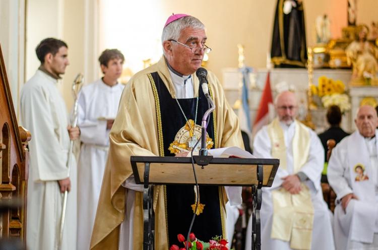 Mons. Uriona: 'Es posible renacer si somos capaces de dialogar y ponernos la Patria al hombro' Mons. Uriona: 'Es posible renacer si somos capaces de dialogar y ponernos la Patria al hombro'