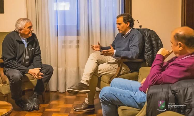 Mons. Uriona y el intendente de Río Cuarto analizaron la situación social Mons. Uriona y el intendente de Río Cuarto analizaron la situación social