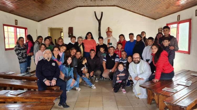 Mons. Zordán encabezó la fiesta patronal de la Virgen de San Nicolás en Ñancay Mons. Zordán encabezó la fiesta patronal de la Virgen de San Nicolás en Ñancay