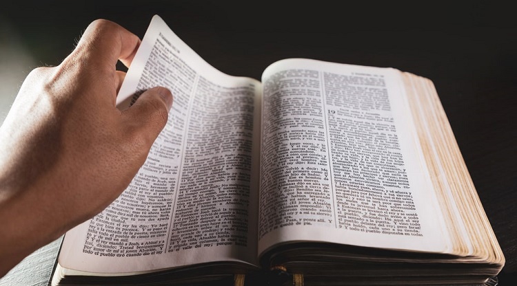 Nicaragua prohíbe a los turistas traer Biblias al país