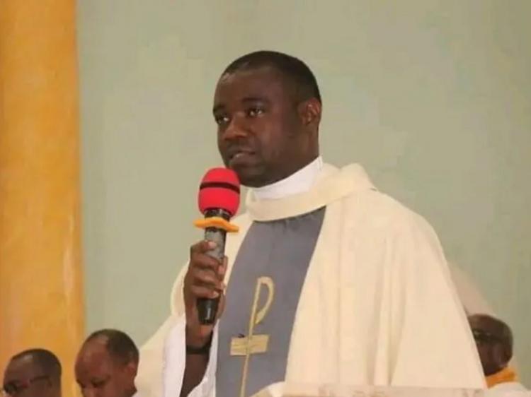 Nigeria: el rector de un seminario fue secuestrado en lugar de dos estudiantes Nigeria: el rector de un seminario fue secuestrado en lugar de dos estudiantes