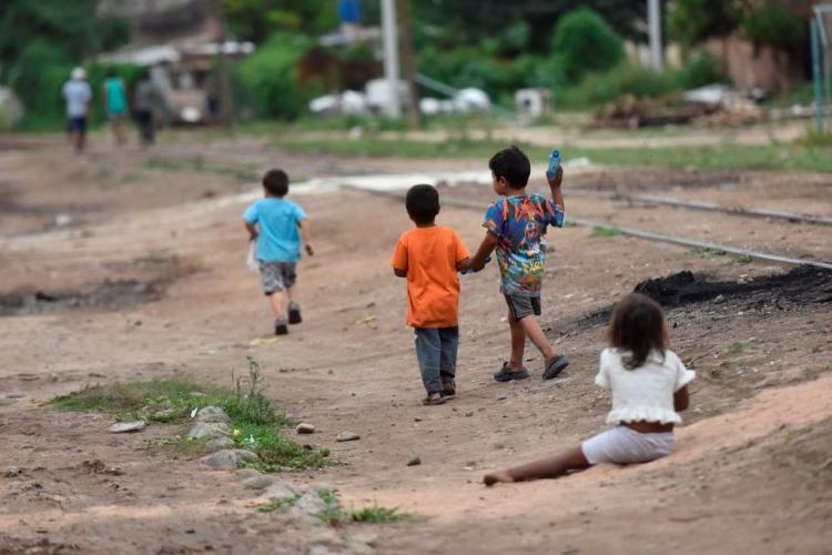 Niñez vulnerada: explotación laboral y educación postergada ¿Qué hacer? Niñez vulnerada: explotación laboral y educación postergada ¿Qué hacer?