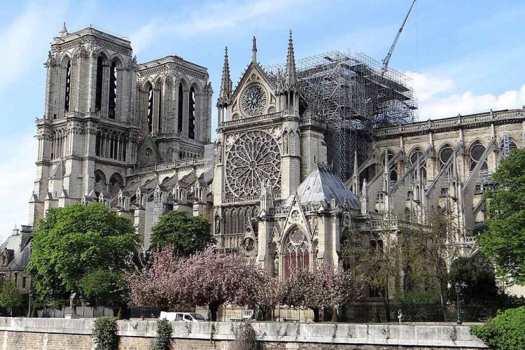 No cobrarán impuestos a la catedral de Notre-Dame No cobrarán impuestos a la catedral de Notre-Dame