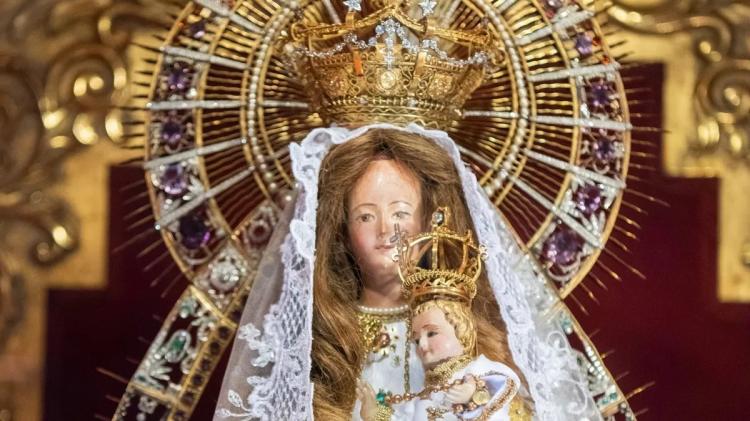 Novena preparatoria para las fiestas patronales en honor de Virgen del Rosario Novena preparatoria para las fiestas patronales en honor de Virgen del Rosario