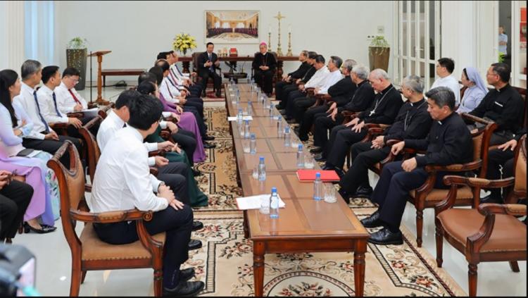 Vietnam: el presidente se reunió con los obispos del país Vietnam: el presidente se reunió con los obispos del país