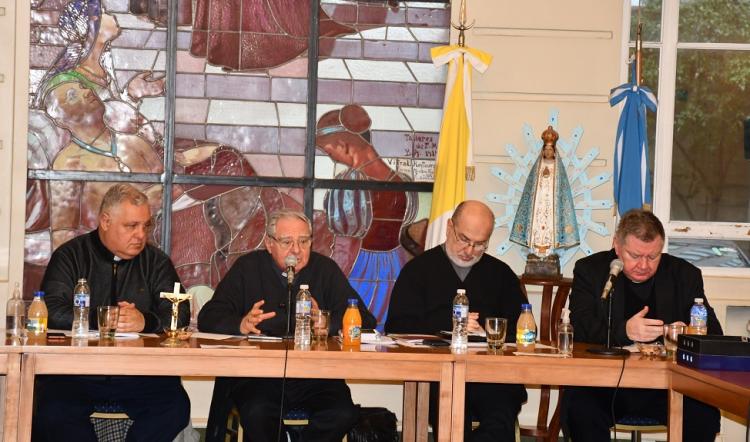 Obispos reflexionan sobre la carta del Papa sobre la formación litúrgica Obispos reflexionan sobre la carta del Papa sobre la formación litúrgica