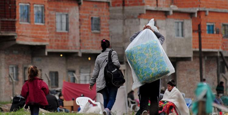 ODSA UCA: 'Nuevos pobres, pobres más pobres y más desiguales' ODSA UCA: 'Nuevos pobres, pobres más pobres y más desiguales'