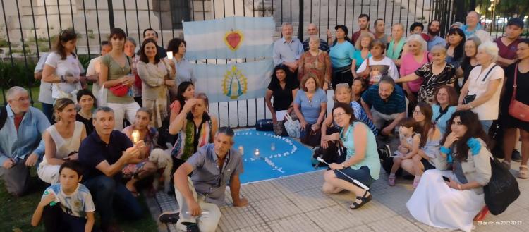 Oración frente al Congreso en favor de los niños por nacer Oración frente al Congreso en favor de los niños por nacer