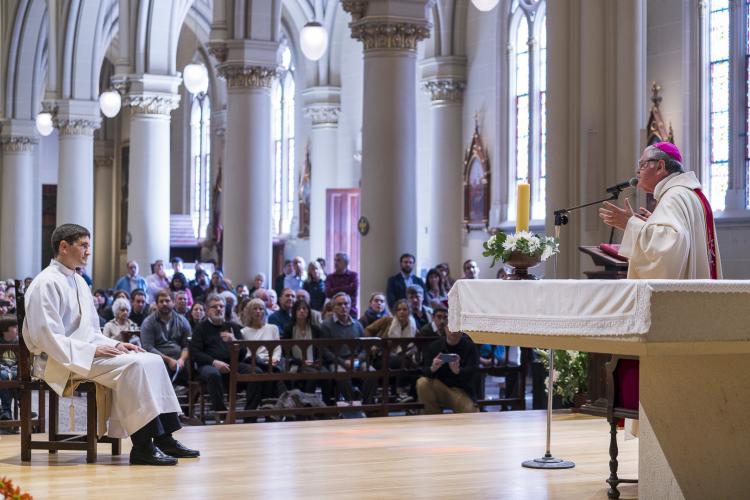 Ordenación sacerdotal de Juan Pablo Pando en San Isidro Ordenación sacerdotal de Juan Pablo Pando en San Isidro