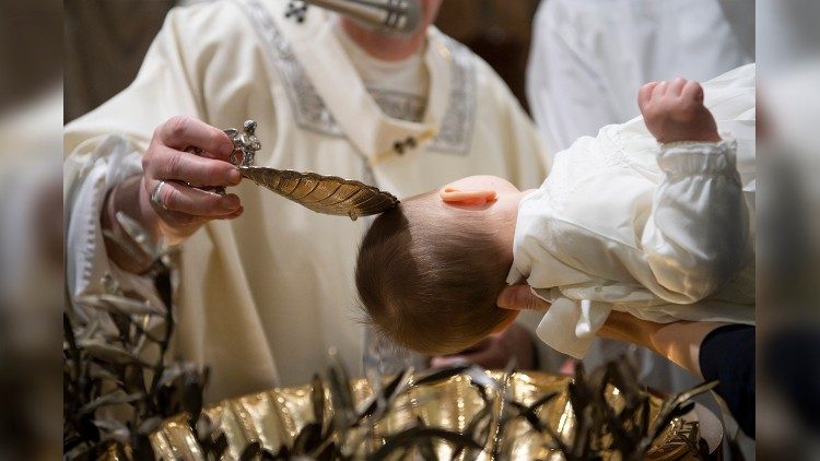 Validez de los sacramentos: 'Las fórmulas y la materia no pueden modificarse' Validez de los sacramentos: 'Las fórmulas y la materia no pueden modificarse'