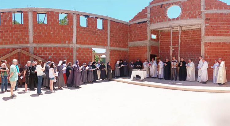 Paraná: bendición de la piedra fundamental de un futuro templo