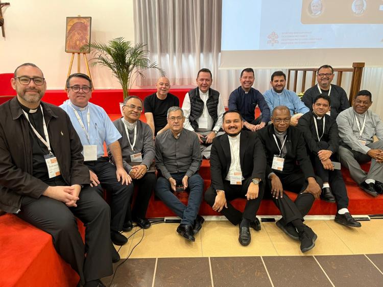Párrocos para el Sínodo: un sacerdote argentino destaca la unidad en la diversidad Párrocos para el Sínodo: un sacerdote argentino destaca la unidad en la diversidad