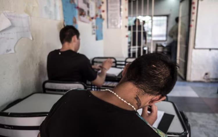 Pastoral Social cuestiona la iniciativa para bajar la edad de imputabilidad