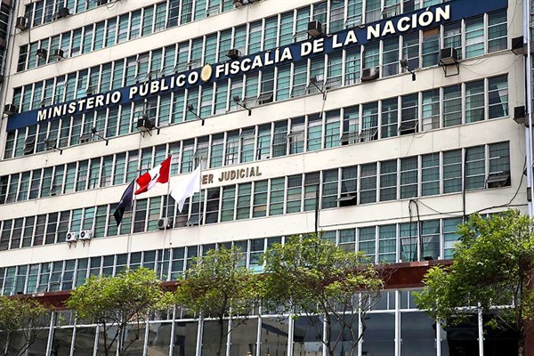 Perú: Preocupación e indignación del episcopado por la crisis política del país Perú: Preocupación e indignación del episcopado por la crisis política del país