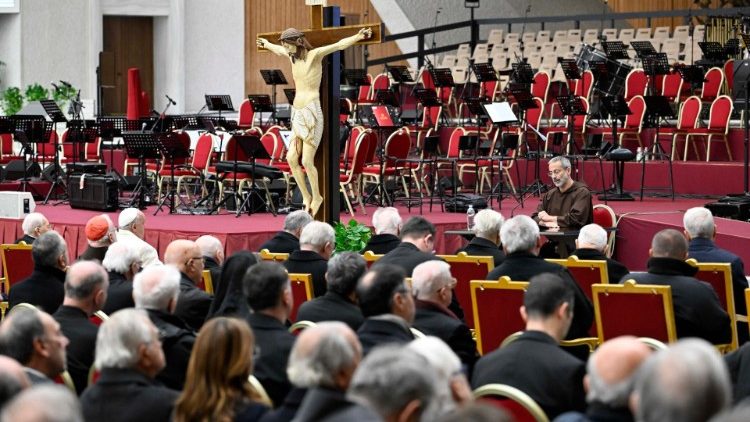El predicador pontificio: 'En Adviento, nos abrimos al asombro por la nueva de Dios' El predicador pontificio: 'En Adviento, nos abrimos al asombro por la nueva de Dios'