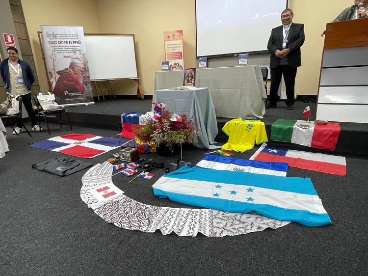 Radios católicas de Latinoamérica se reúnen en Lima para conformar red regional