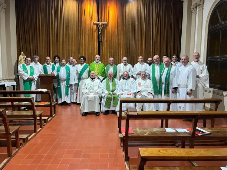 Retiro anual del clero de Azul y Jubileo de la vida consagrada