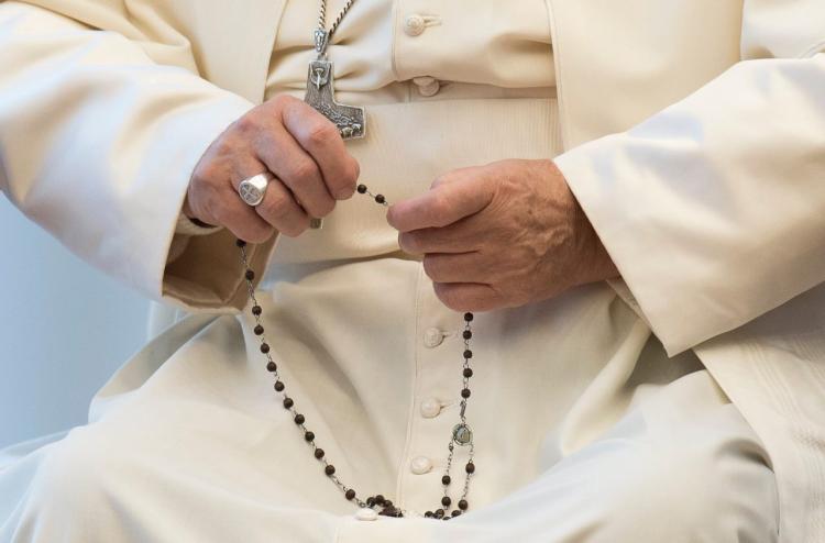 Rezar con insistencia, sugiere el Papa ante la incertidumbre por crisis y guerras Rezar con insistencia, sugiere el Papa ante la incertidumbre por crisis y guerras