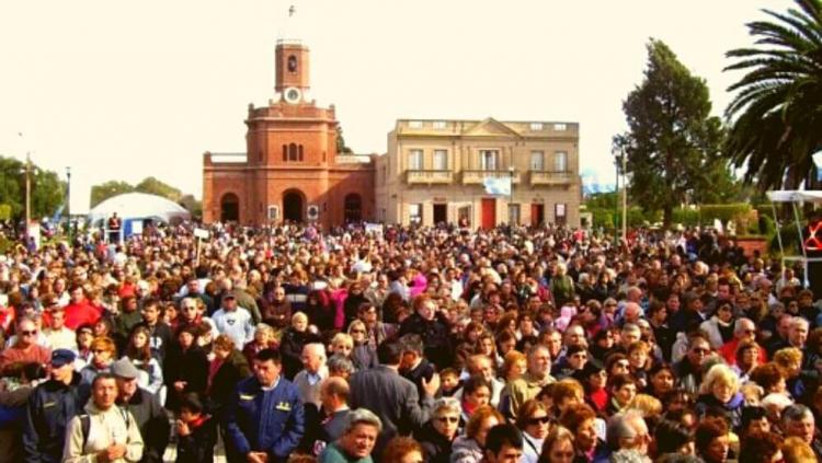 Río Cuarto: Mons. Uriona invita a participar de la fiesta del Señor de la Buena Muerte Río Cuarto: Mons. Uriona invita a participar de la fiesta del Señor de la Buena Muerte