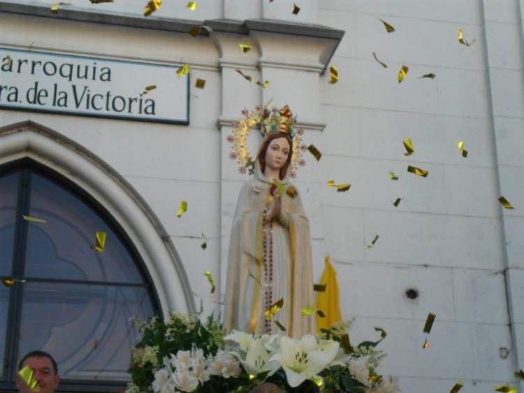 Robaron la corona de la Virgen Rosa Mística en La Plata Robaron la corona de la Virgen Rosa Mística en La Plata