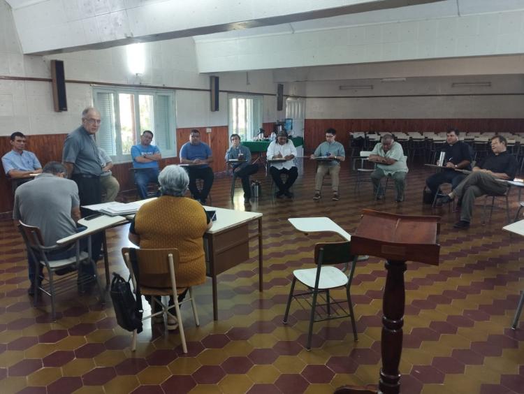 Sacerdotes y educadores de San Roque analizan la educación católica en la diócesis Sacerdotes y educadores de San Roque analizan la educación católica en la diócesis