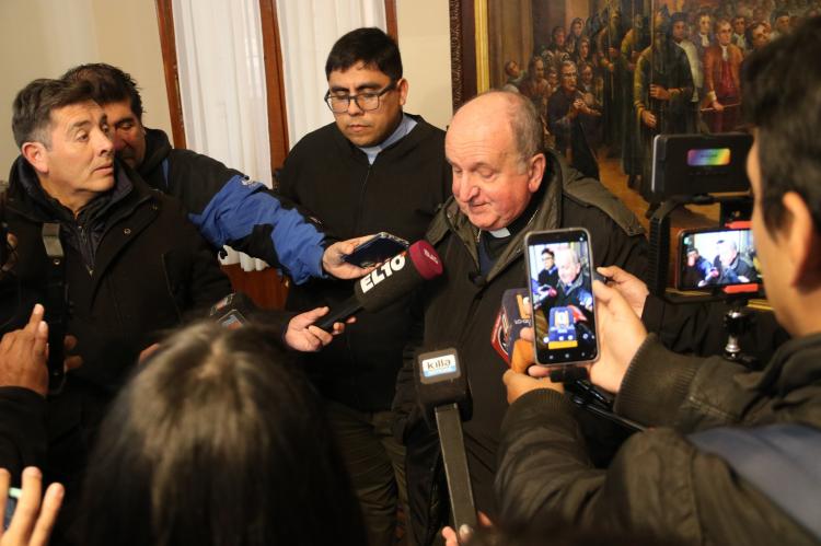 Salta se prepara para los solemnes cultos en honor al Señor y la Virgen del Milagro Salta se prepara para los solemnes cultos en honor al Señor y la Virgen del Milagro