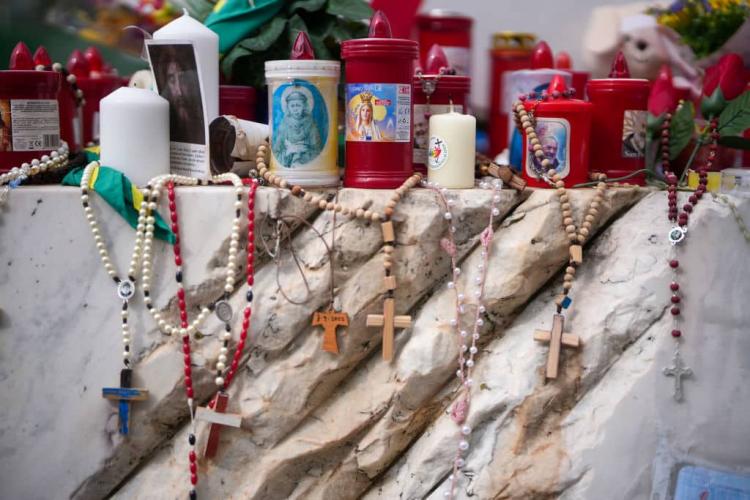 Salud del Papa: 'Puede estar sin oxígeno en determinados momentos' Salud del Papa: 'Puede estar sin oxígeno en determinados momentos'