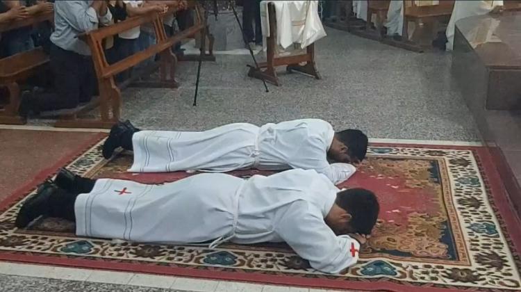 San Roque: dos seminaristas fueron ordenados diáconos para la Iglesia