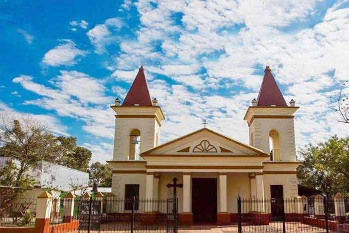Santo Tomé: celebran los 120 años de la dedicación de la parroquia San Juan Bautista Santo Tomé: celebran los 120 años de la dedicación de la parroquia San Juan Bautista