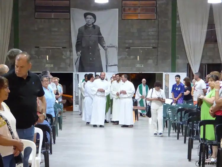 Semana Brocheriana: Mons. Araya invitó a pedirle al santo por la unidad Semana Brocheriana: Mons. Araya invitó a pedirle al santo por la unidad