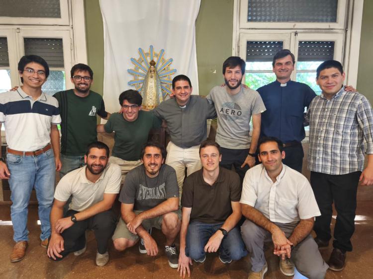 Seminaristas de FASTA peregrinarán de la basílica de Luján al santuario de Brochero