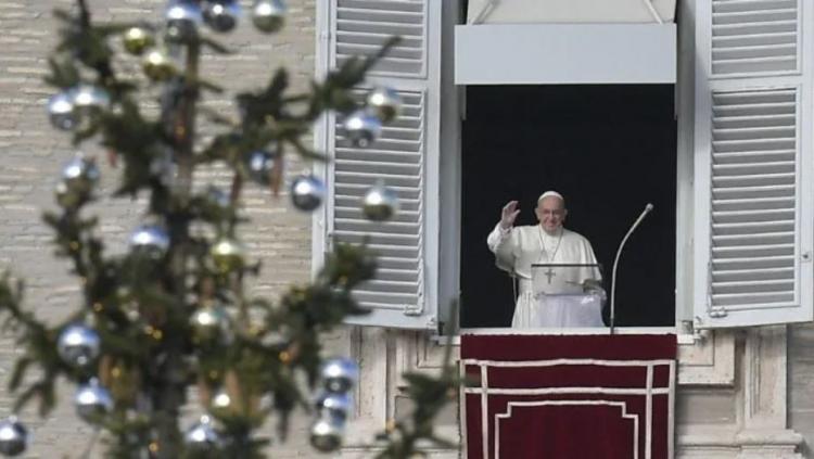 'Testimoniar la venida de Jesús', pidió el Papa en el Ángelus 'Testimoniar la venida de Jesús', pidió el Papa en el Ángelus
