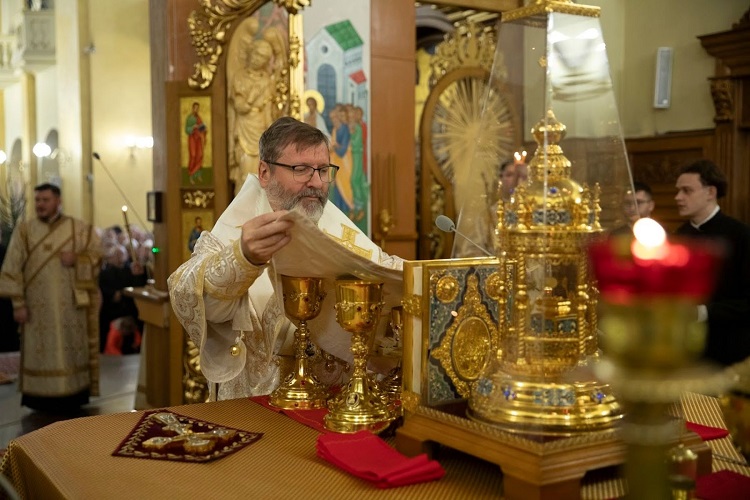 Shevchuk: 'En medio de la oscuridad de la guerra, la luz celestial de Cristo irrumpe'