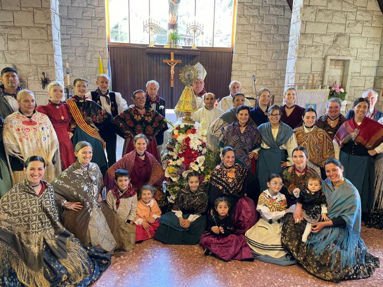Sierra de los Padres celebró a su patrona, la Virgen del Pilar Sierra de los Padres celebró a su patrona, la Virgen del Pilar
