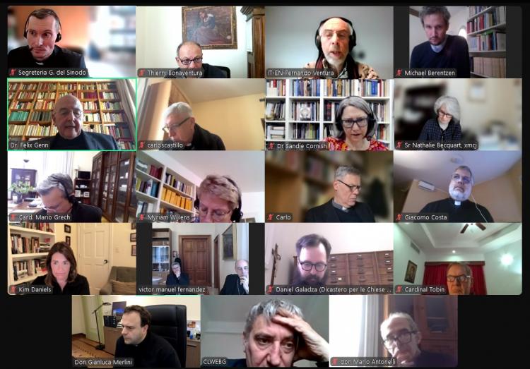 Sínodo: reunión de los coordinadores y secretarios de los diez Grupos de Estudio Sínodo: reunión de los coordinadores y secretarios de los diez Grupos de Estudio