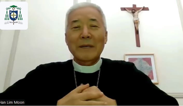 'Somos testigos vivos', recordó Mons. Moon a los catequistas