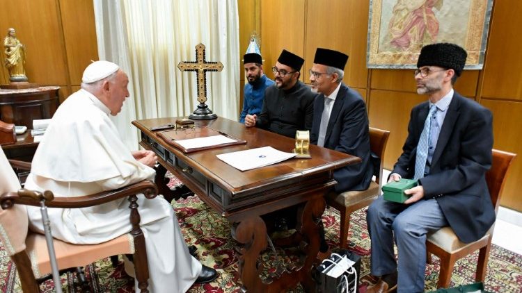 Todas las personas deben ser libres de elegir y practicar su religión, recordó el Papa Todas las personas deben ser libres de elegir y practicar su religión, recordó el Papa
