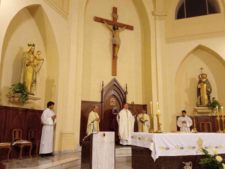 Tres jóvenes recibirán el diaconado en Nueve de Julio Tres jóvenes recibirán el diaconado en Nueve de Julio