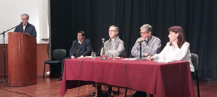 Tucumán: encuentro sobre 'el diálogo', a 60 años de la encíclica 'Eclesiam suam' Tucumán: encuentro sobre 'el diálogo', a 60 años de la encíclica 'Eclesiam suam'