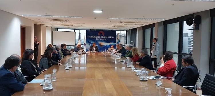 Tucumán: la Mesa de Diálogo, con los jefes de bloque de la Legislatura provincial Tucumán: la Mesa de Diálogo, con los jefes de bloque de la Legislatura provincial