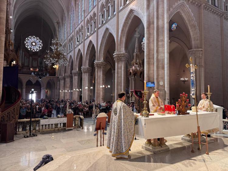 Ucranianos peregrinaron a Luján y rezaron por la paz en ese país del Este