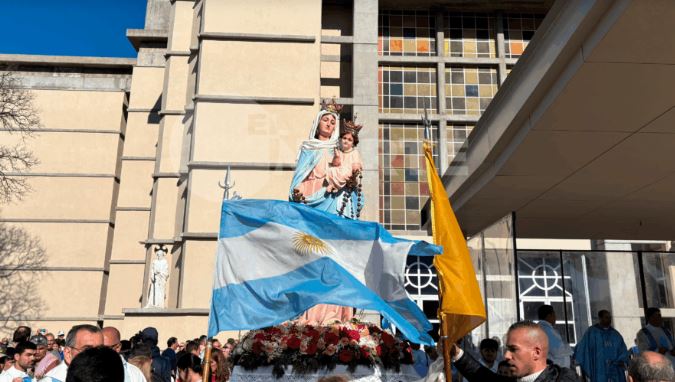 Multitudinaria peregrinación por el 42° aniversario de la Virgen de San Nicolás