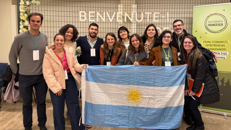Un grupo argentino participó del Encuentro internacional Economía de Francisco