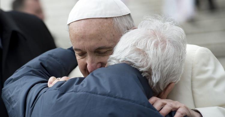 Unos 6.000 abuelos y nietos se reunirán con el Papa Francisco Unos 6.000 abuelos y nietos se reunirán con el Papa Francisco